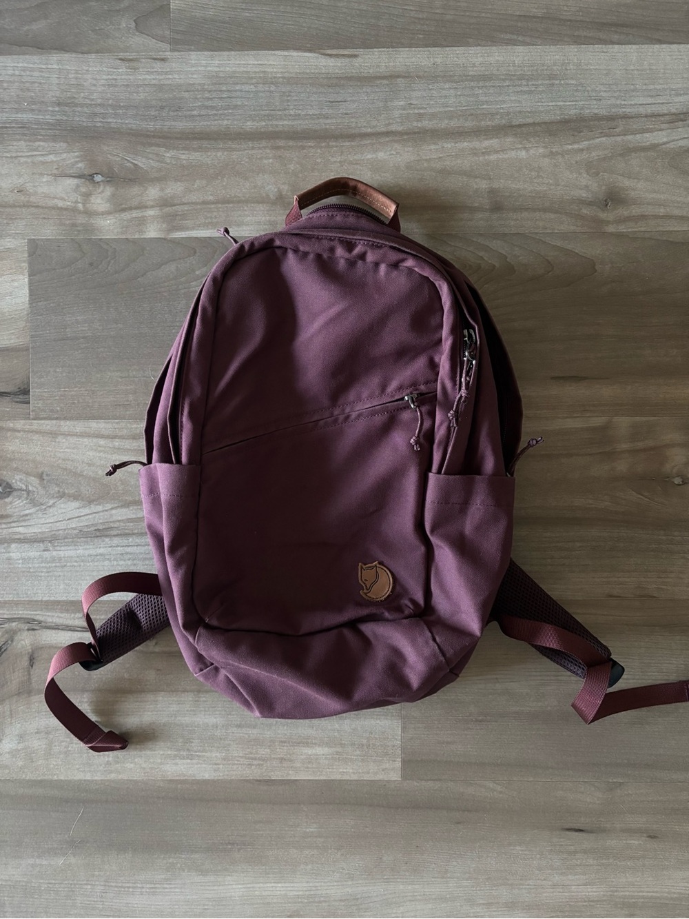Fijallraven raven 20 L backpack port color- burgundy hiking camping school